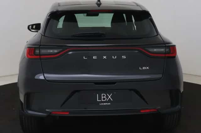 Lexus LBX (2026) thumbnail 25