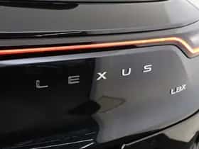 Lexus LBX (2026) thumbnail 4