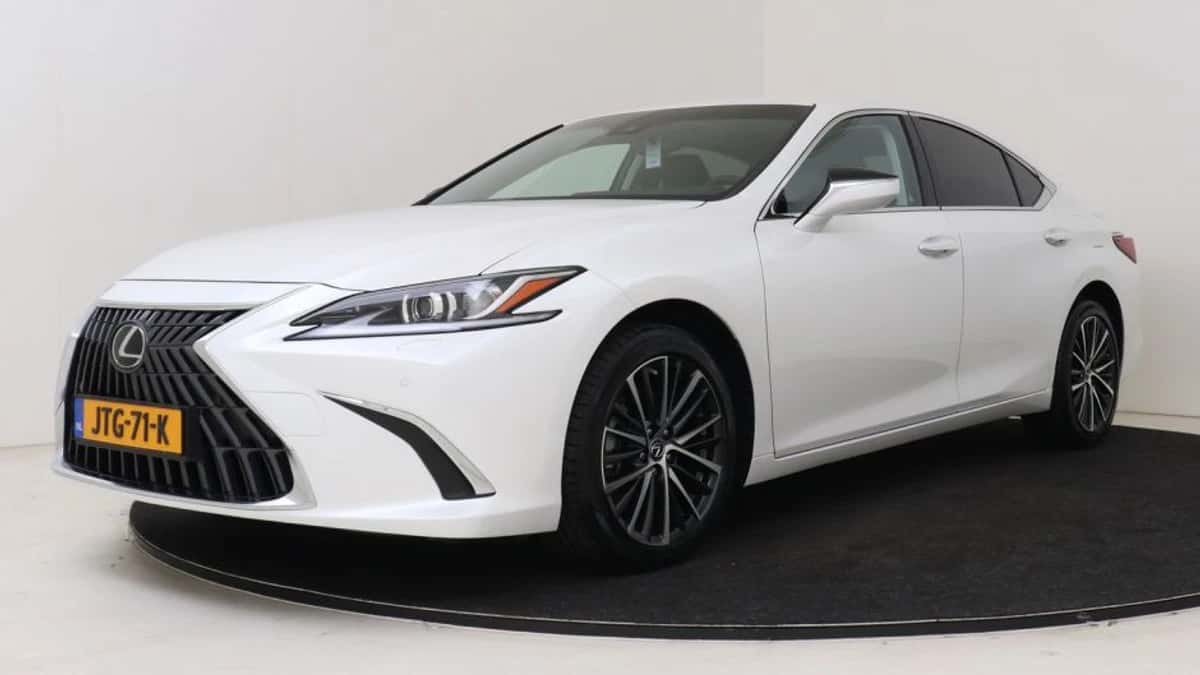 Lexus ES (2026) — foto 1