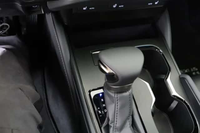 Lexus ES (2026) thumbnail 29