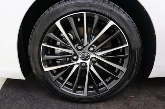 Lexus ES (2026) thumbnail 5