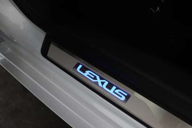 Lexus ES (2026) thumbnail 10