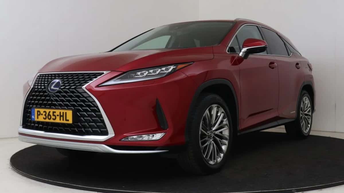 Lexus RX (2022) — foto 1