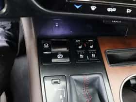 Lexus RX (2022) thumbnail 26