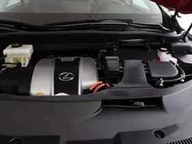 Lexus RX (2022) thumbnail 7
