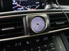 Lexus IS (2017) thumbnail 27