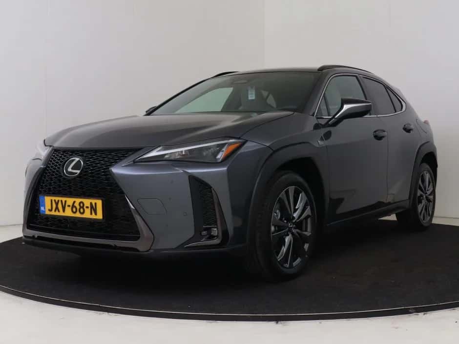 Lexus UX (2026) — foto 1