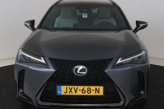 Lexus UX (2026) thumbnail 24