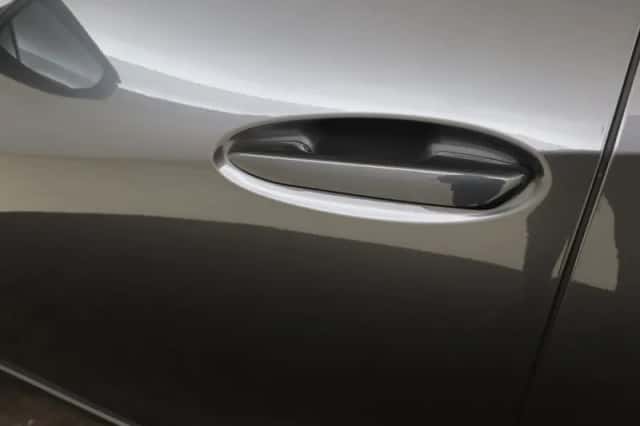 Lexus UX (2026) thumbnail 4