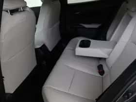 Lexus UX (2026) thumbnail 36