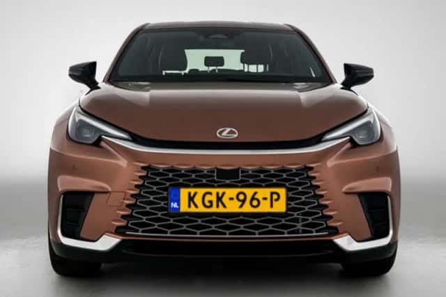 Lexus LBX (2024) thumbnail 19
