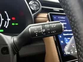 Lexus LBX (2024) thumbnail 25