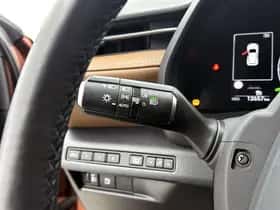 Lexus LBX (2024) thumbnail 26