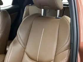 Lexus LBX (2024) thumbnail 32