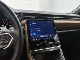 Lexus LBX (2024) thumbnail 7