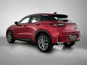 Lexus LBX (2024) thumbnail 13