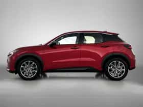 Lexus LBX (2024) thumbnail 3