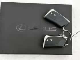 Lexus LBX (2024) thumbnail 32