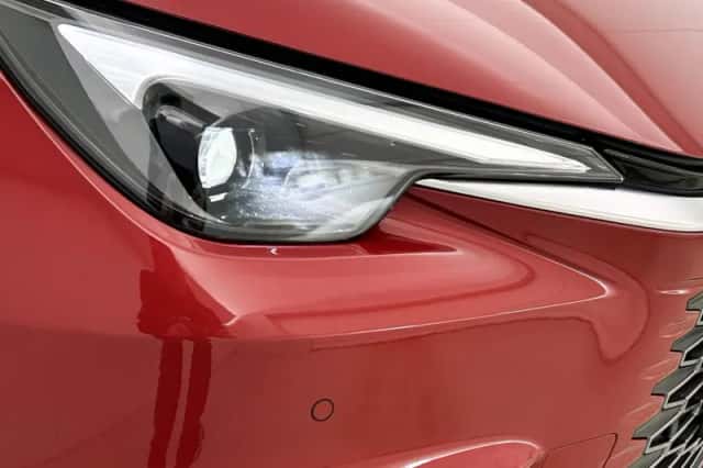 Lexus LBX (2024) thumbnail 38