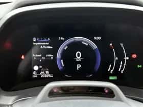 Lexus LBX (2024) thumbnail 5