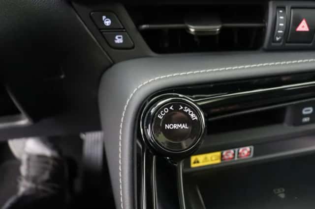 Lexus NX (2026) thumbnail 29