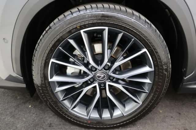 Lexus NX (2026) thumbnail 5