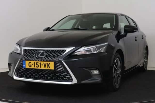 Lexus CT (2019) thumbnail 1