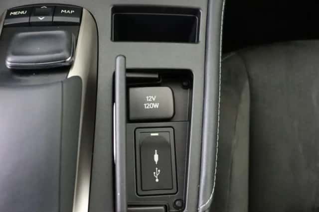 Lexus CT (2019) thumbnail 21