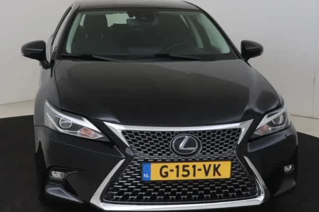 Lexus CT (2019) thumbnail 24