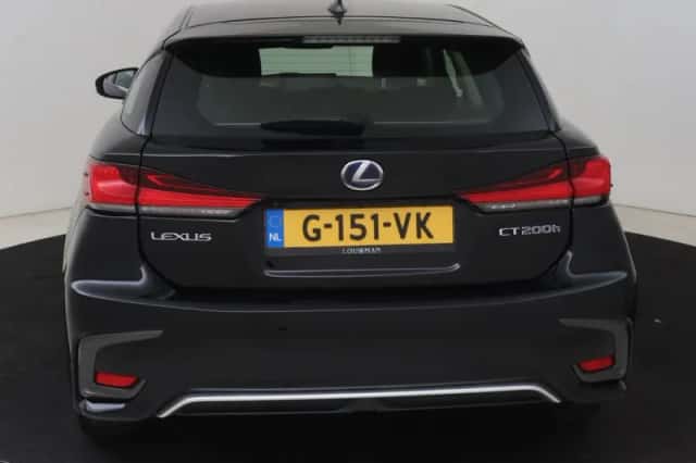 Lexus CT (2019) thumbnail 25