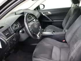 Lexus CT (2019) thumbnail 31