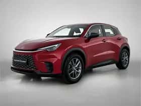 Lexus LBX (2024)