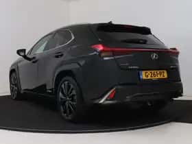 Lexus UX (2019) thumbnail 16