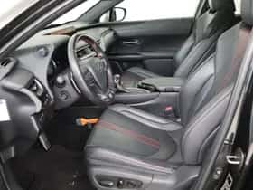 Lexus UX (2019) thumbnail 40