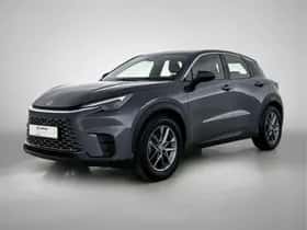Lexus LBX (2024)