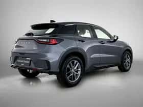 Lexus LBX (2024) thumbnail 2