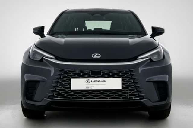 Lexus LBX (2024) thumbnail 18