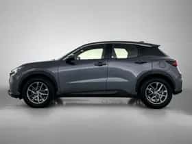 Lexus LBX (2024) thumbnail 3