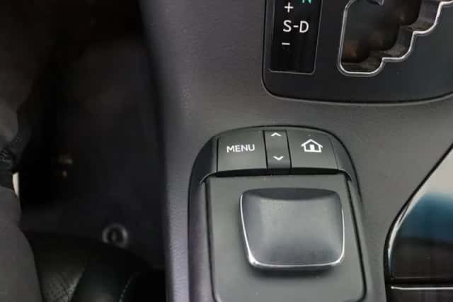 Lexus RX (2014) thumbnail 23