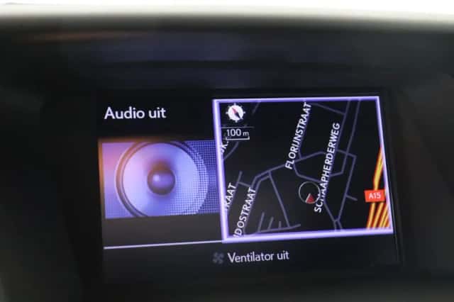 Lexus RX (2014) thumbnail 30