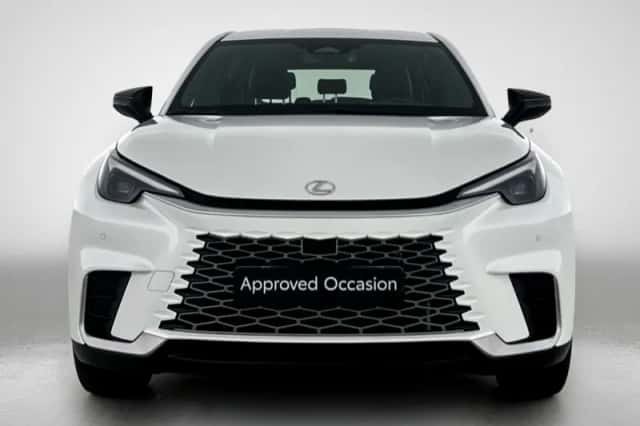 Lexus LBX (2024) thumbnail 21