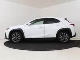 Lexus UX (2025) thumbnail 3