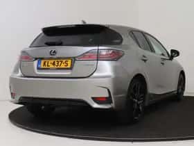 Lexus CT (2016) thumbnail 2