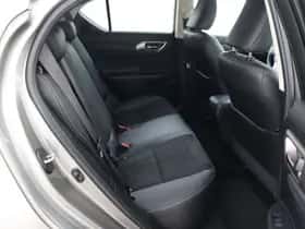 Lexus CT (2016) thumbnail 38