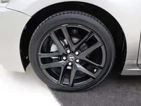 Lexus CT (2016) thumbnail 5