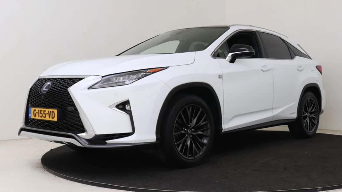 Lexus RX (2019) — foto 1