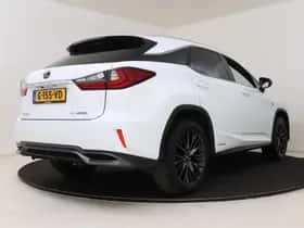 Lexus RX (2019) thumbnail 2