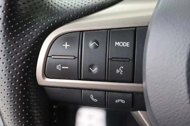 Lexus RX (2019) thumbnail 21