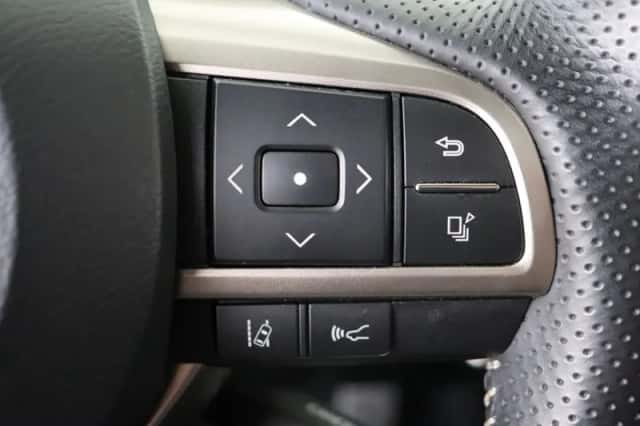 Lexus RX (2019) thumbnail 22