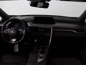 Lexus RX (2019) thumbnail 5
